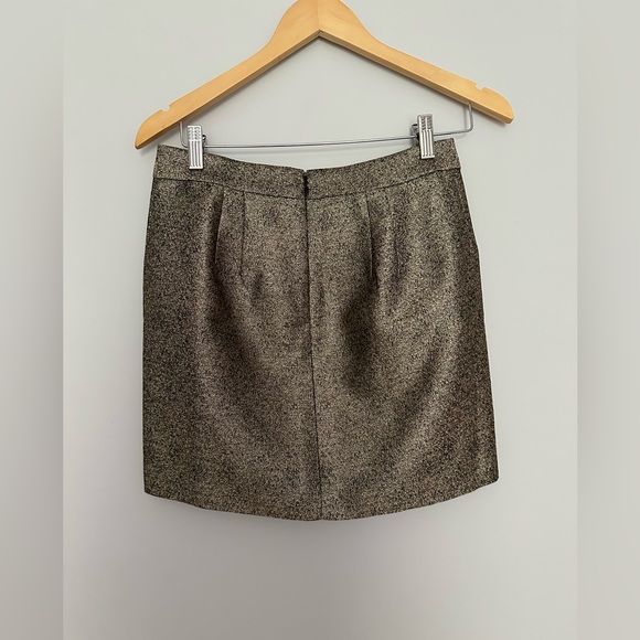 Fossil Black and Gold Fabric - Picture 3 of 3